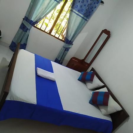 Agoura Hills Hotel Kurunegala Exterior foto