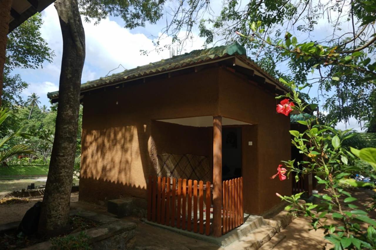 Agoura Hills Hotel Kurunegala Exterior foto